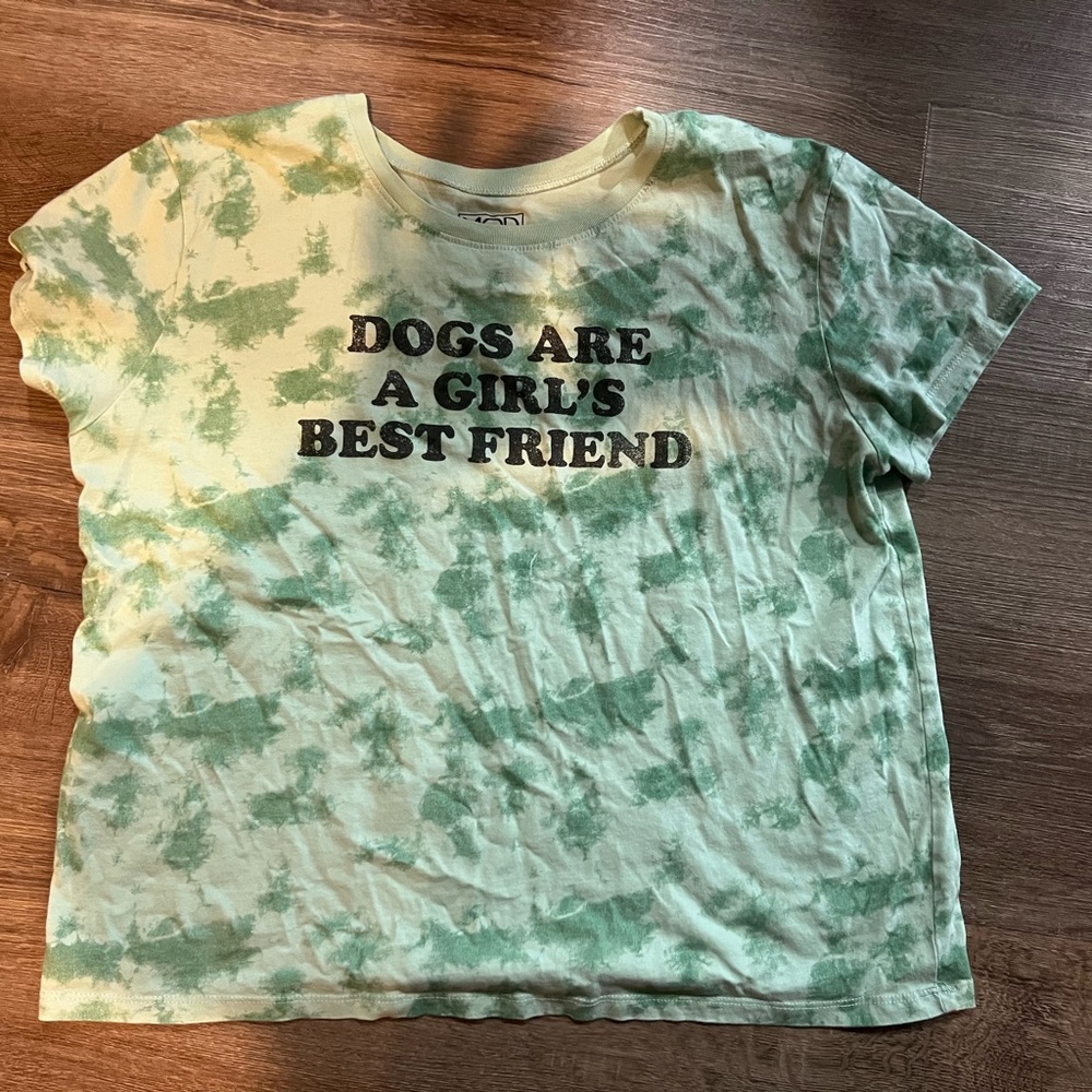 Modern Lux Dogs are a girls best friend‎ the dyed green shirt